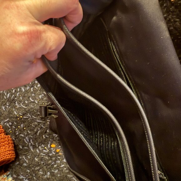 Prada Computer Messenger Bag Navy Blue Nylon and Leather Tessuto Saffiano Used - Picture 6 of 9